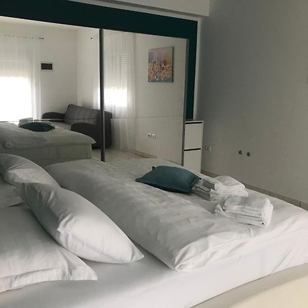 Apartments Villa Lili Umag Extérieur photo