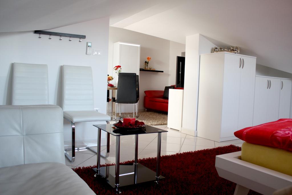 Apartments Villa Lili Umag Chambre photo