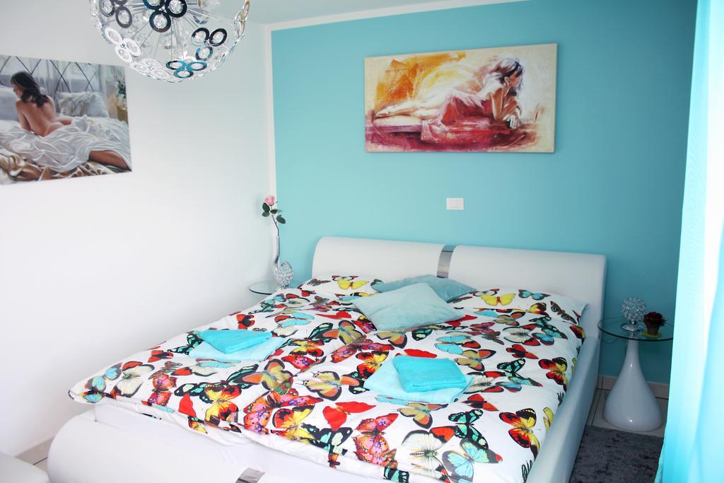 Apartments Villa Lili Umag Chambre photo