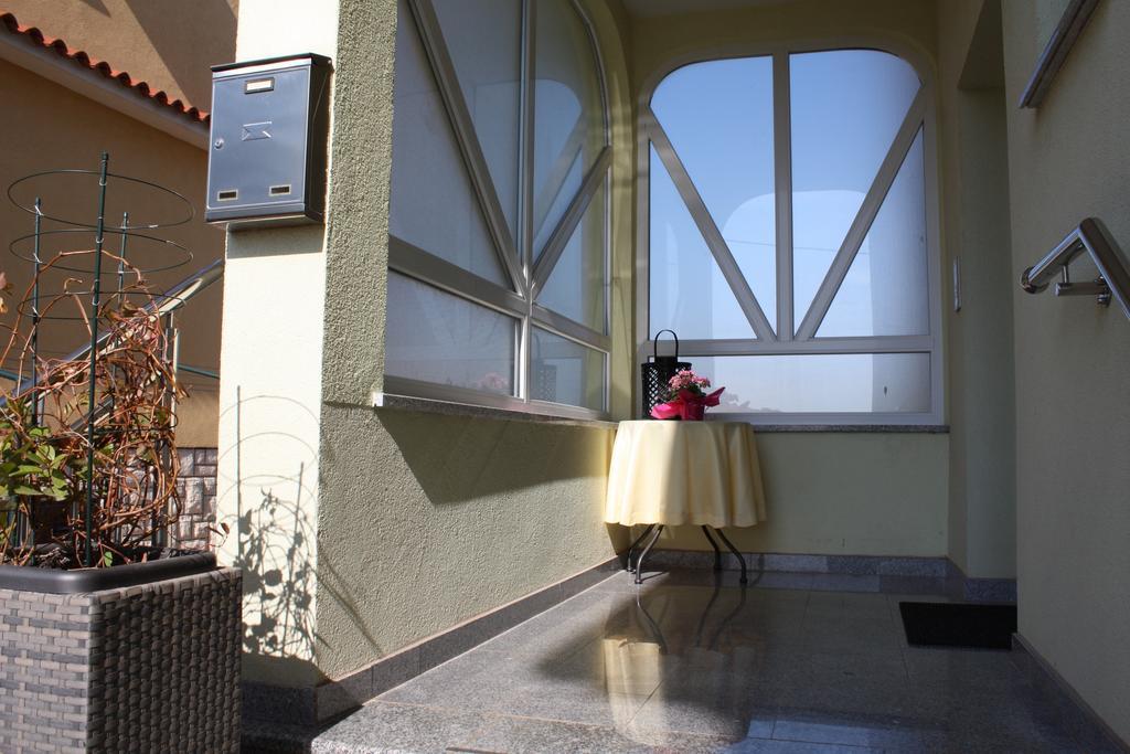Apartments Villa Lili Umag Extérieur photo