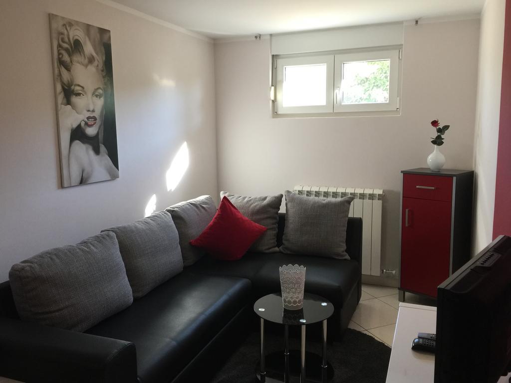 Apartments Villa Lili Umag Extérieur photo