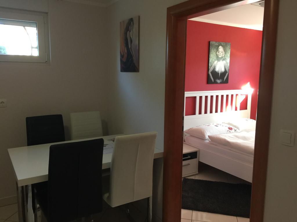 Apartments Villa Lili Umag Extérieur photo